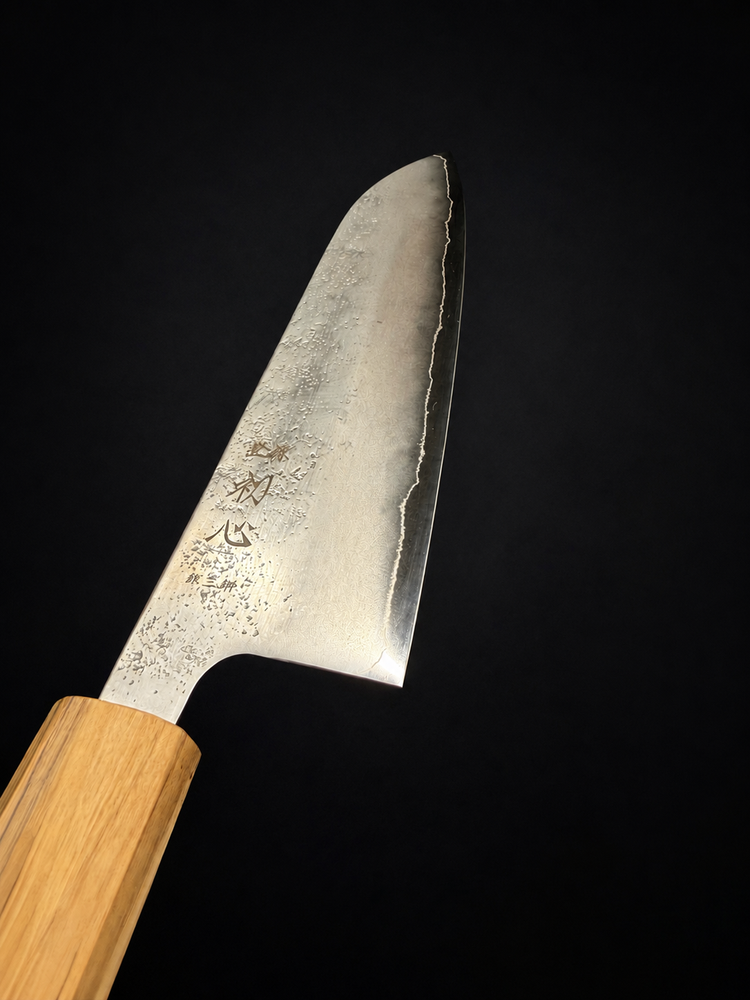 Hatsukokoro Ginrei Silver #3 3-Layer Nashiji Santoku 170mm - Olive Wood Handle